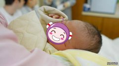 中法混血“小王子”与和平暖萌相遇！听说小姐姐们都被他萌化啦~