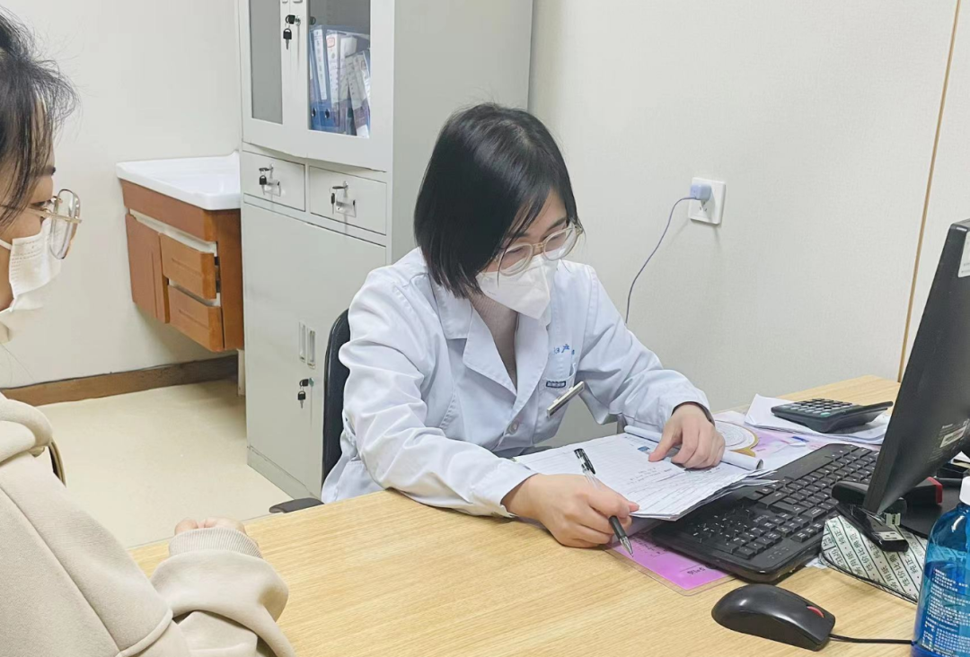 成为龙凤胎妈妈之前，我一度陷入崩溃···